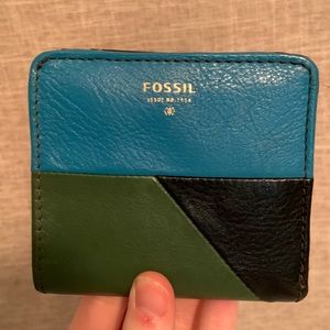 Fossil wallet